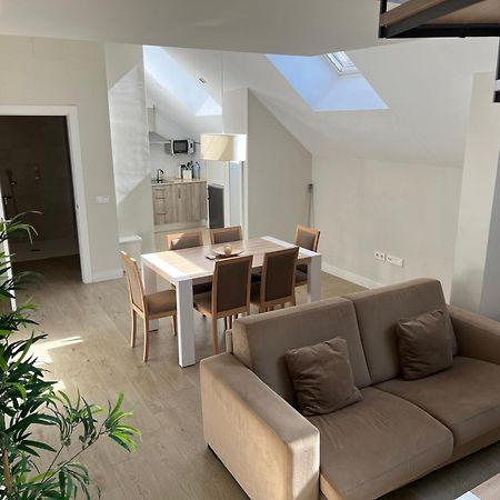 Apartamentos Pinar Malaga Centro Esterno foto