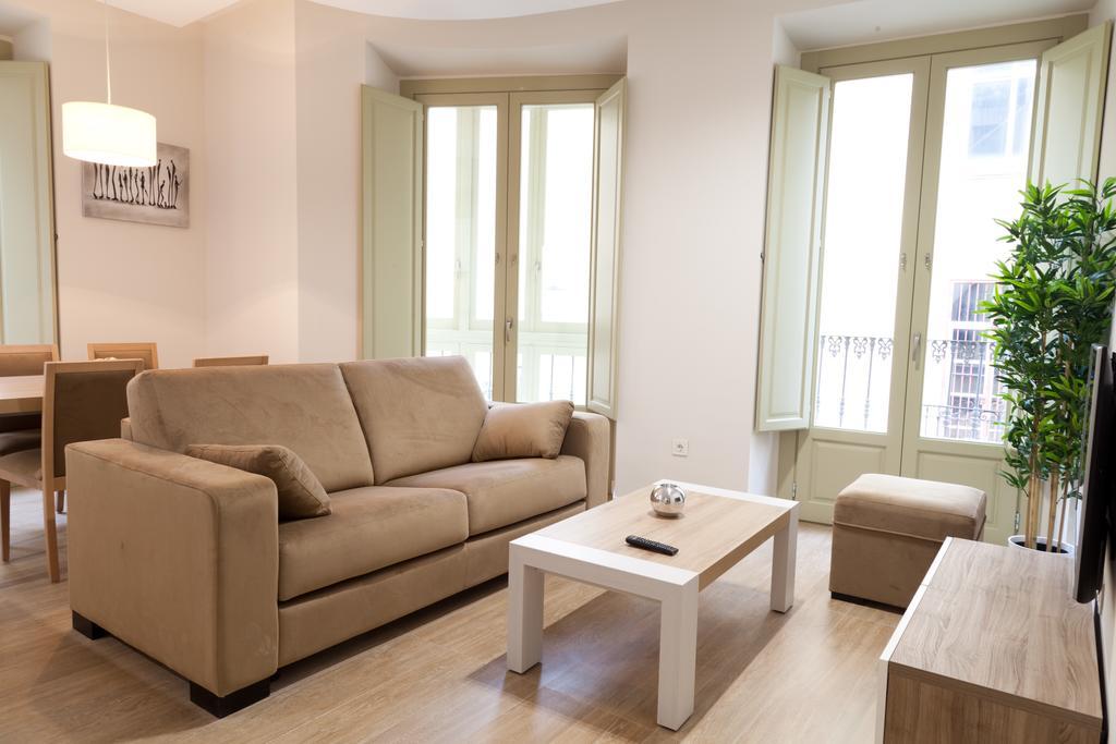 Apartamentos Pinar Malaga Centro Camera foto